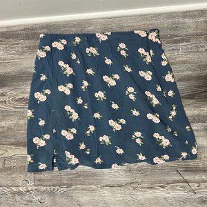 American Eagle Floral Mini Skirt- Light Blue and Pink floral (Size M)